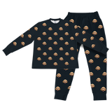 This is a jogger pajama set contains a long sleeve shirt with buttons and a long pajama[BlackPajamaSet(Shirt&Joggers)]