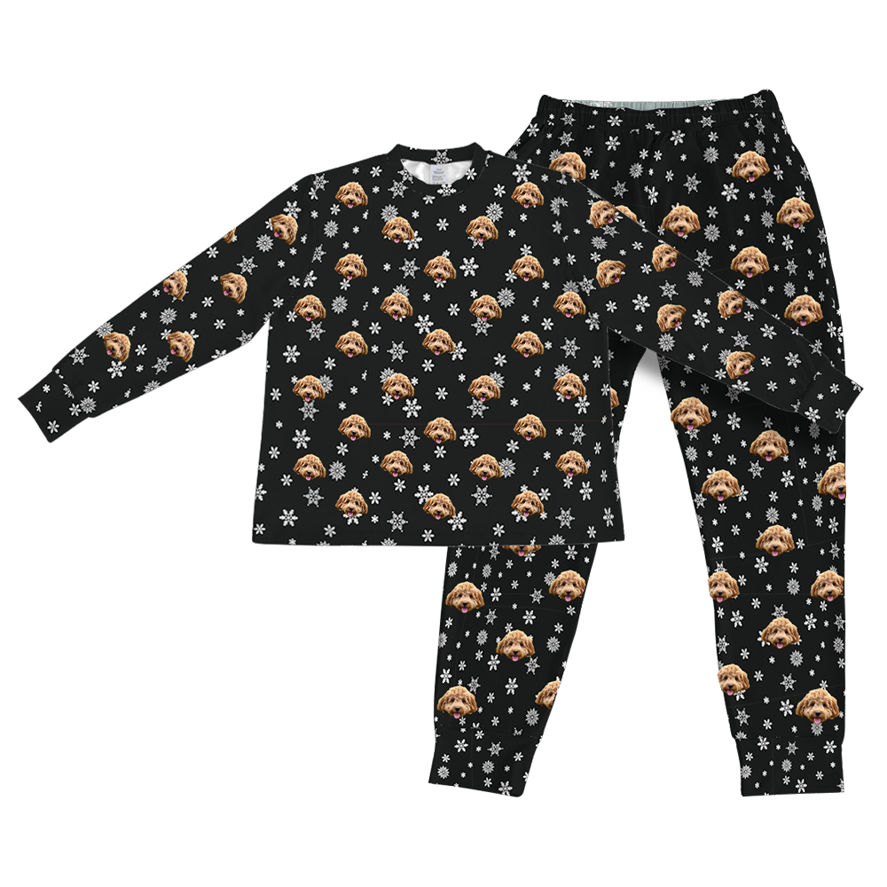 BlackandWhiteSnowflakesPajamaSet(Shirt&Joggers)