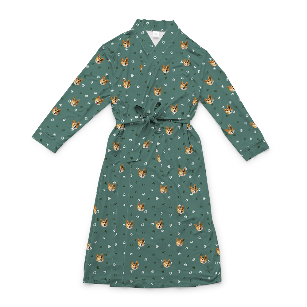 This is a robe in a Green Paws print with repeating pet faces on it[GreenPawsRobe]